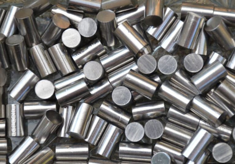 crusher wear parts alloy steel materials