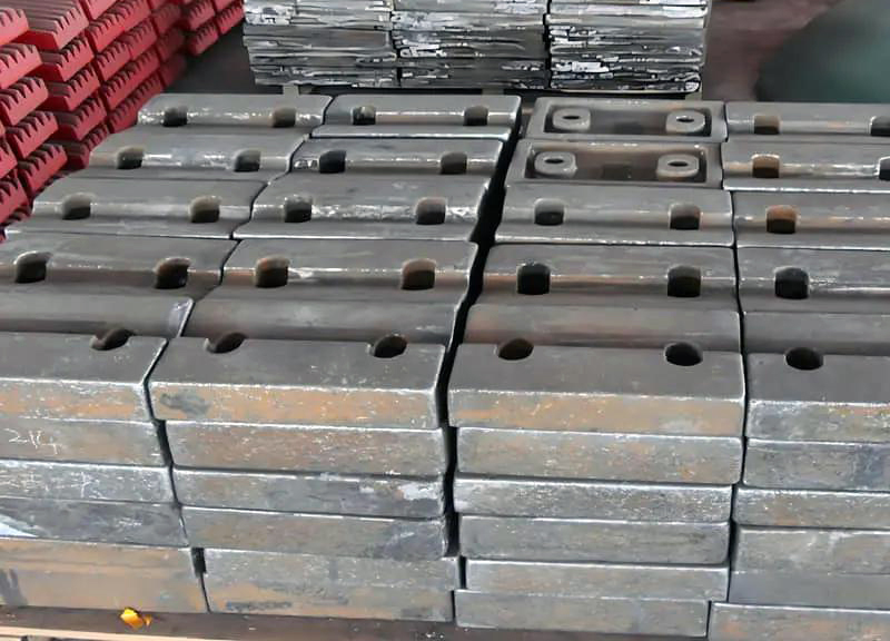 ألواح تصادم من الصلب عالي المنغنيز للكسارة