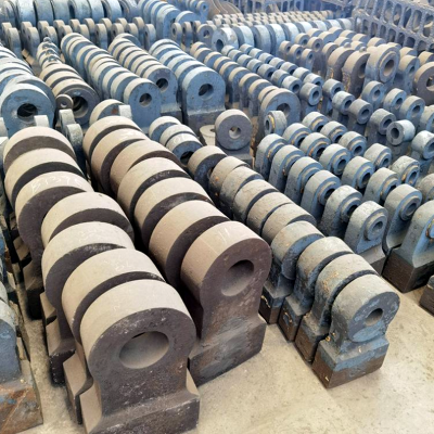 Choose Between Mn13 and Mn18 High Manganese Steel Crusher Hammers