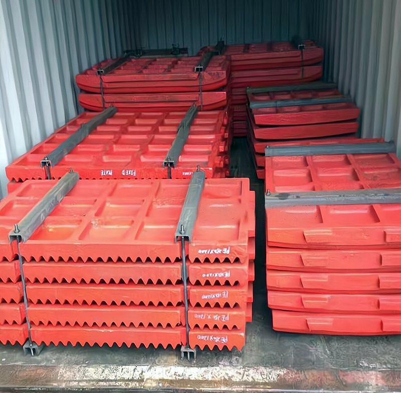 mn13cr2 mn18cr2 ألواح كسارة فكية عالية المنجنيز للمحاجر والتعدين