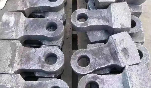 High Manganese Steel Hammer vs High Chrome Hammer